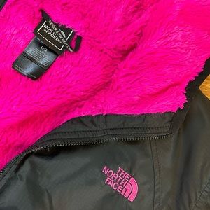 Women’s L The North Face fleece-lined Jacket